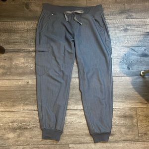 FIGS. Technical Collection Zamora Jogger Pants. Color: Graphite Size: M EUC